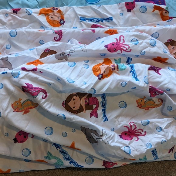Mermaid toddler sheets - Picture 6 of 9